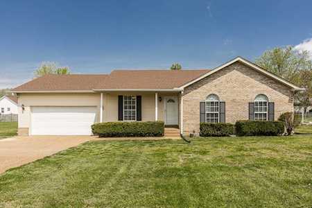 2018 Dogwood Ln Greenbrier, TN 37073