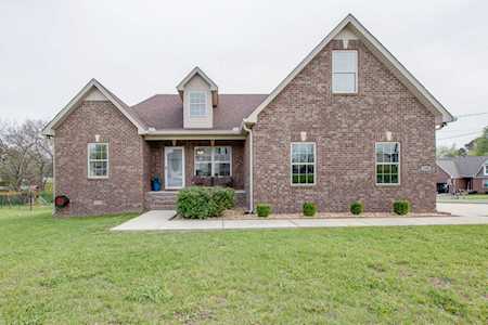 100 Bush Cir Shelbyville, TN 37160