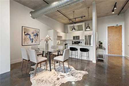 800 W 5th ST #505 Austin, TX 78701