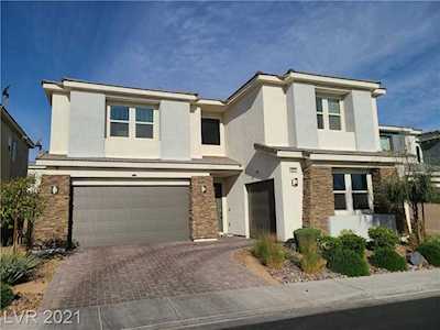 8229 Soapstone Creek Way Las Vegas, NV 89113