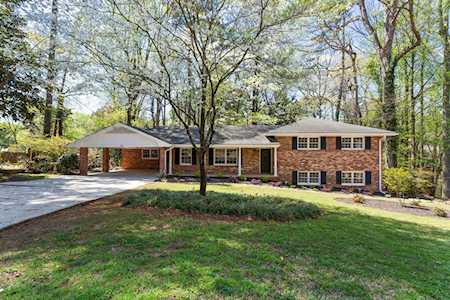1832 Hebron Hills Dr Tucker, GA 30084