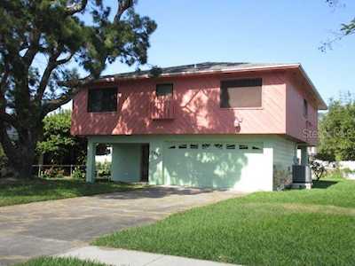 5945 Venetian Blvd NE St Petersburg, FL 33703