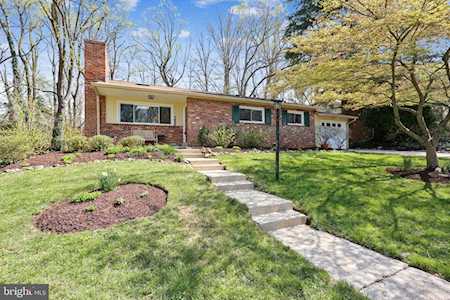 7805 Winterberry Place Bethesda, MD 20817