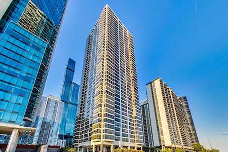 360 E Randolph St #907 Chicago, IL 60601