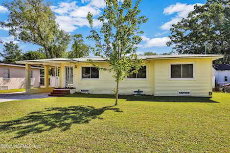 4435 Ish Brant Rd Jacksonville, FL 32210