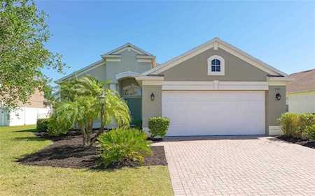 15505 Lemon Fish Dr Lakewood Ranch, FL 34202