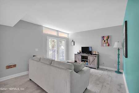 2043 Dunsford Ter Jacksonville, FL 32207