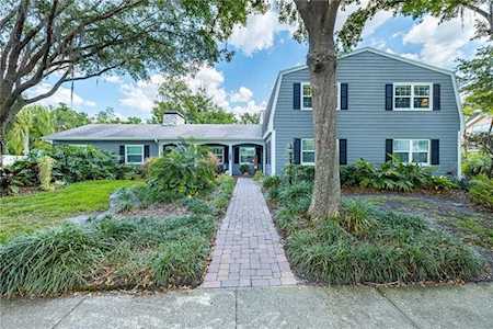 4102 Carrollwood Village Dr Tampa, FL 33618