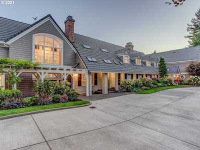 6013 SE Riverside Dr Vancouver, WA 98661