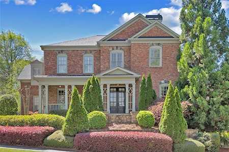 3145 Woodvale Ct Alpharetta, GA 30022