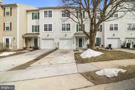 5318 Chase Lions Way Columbia, MD 21044