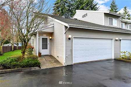 451 Queen Ave NE #201 Renton, WA 98056