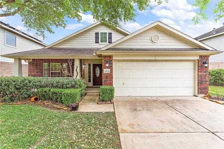 16635 Sperry Gardens Dr Houston, TX 77095