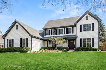 706 Bent Ridge Ln Barrington, IL 60010