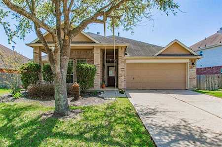 13104 Shoalwater Ln Pearland, TX 77584