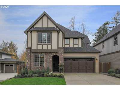 10172 NW Barnhart Ln Portland, OR 97229