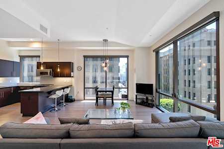 655 S Hope Street #604 Los Angeles, CA 90017