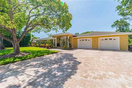 8 Evonaire CIRCLE Belleair, FL 33756
