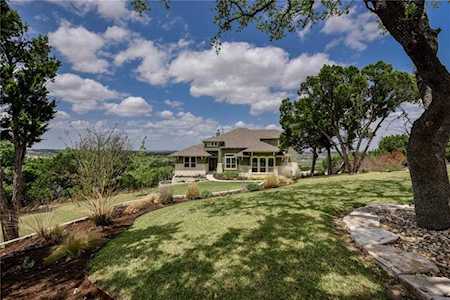 108 Honey Locust CT Driftwood, TX 78619