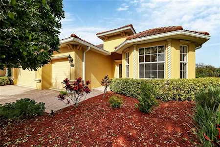 527 Grand Preserve COVE Bradenton, FL 34212