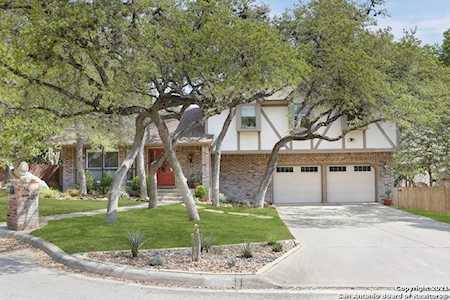 327 Whisper Wood Ln San Antonio, TX 78216