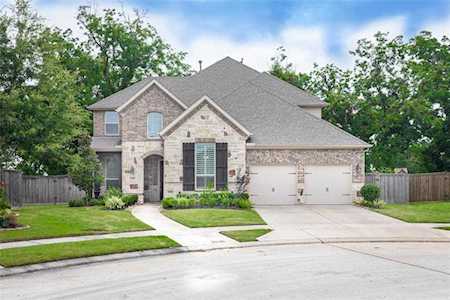 3902 Pebble Heights Ln Sugar Land, TX 77479