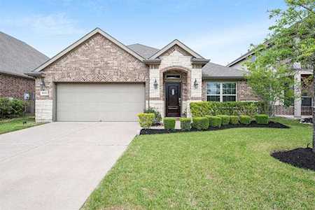 18222 Russett Green Dr Tomball, TX 77377