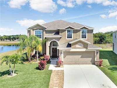 1206 Oak Pond St Ruskin, FL 33570