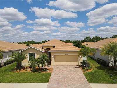 6138 Grand Cypress Blvd North Port, FL 34287