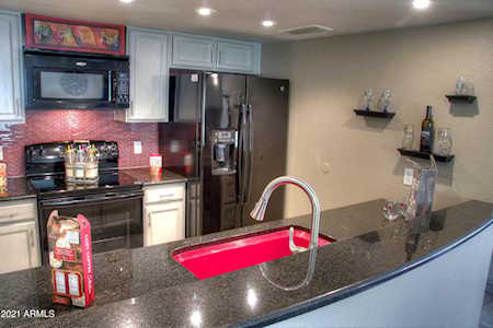 18741 N 92nd Drive Peoria, AZ 85382