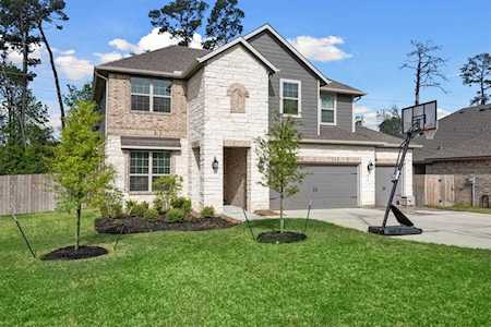 25415 Pinyon Hill Trl Tomball, TX 77375