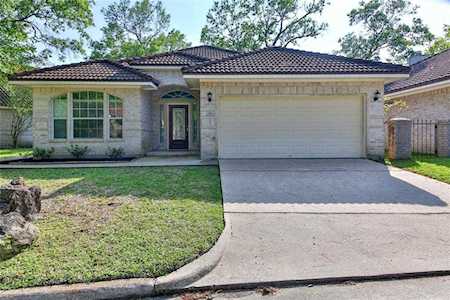 3311 Mission Viejo St Baytown, TX 77521