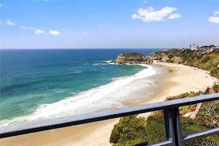 86 S La Senda Dr Laguna Beach, CA 92651