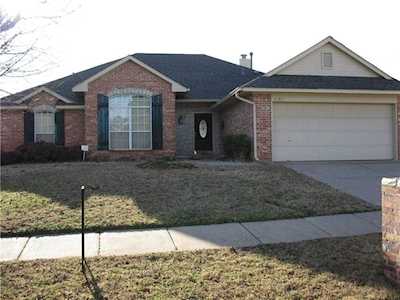 15617 Hyde Parke Dr Edmond, OK 73013