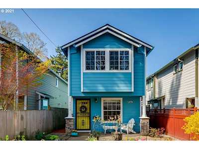8035 N Chautauqua Blvd Portland, OR 97217