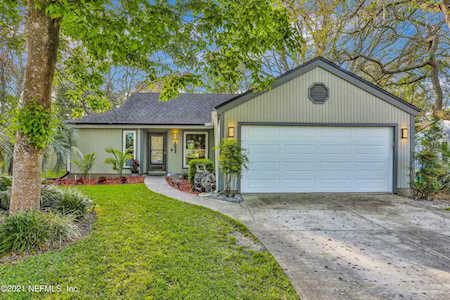 1053 Kings Rd Neptune Beach, FL 32266