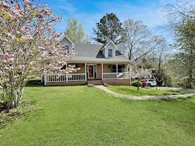 510 Sandy Rd Dover, TN 37058