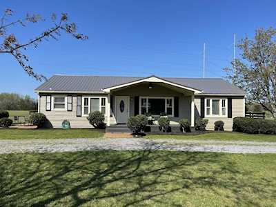 118 Old Parkers Chapel Rd Portland, TN 37148
