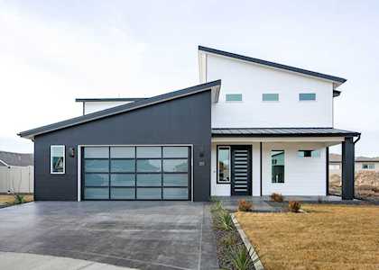 1222 S Greenacres Rd Greenacres, WA 99016