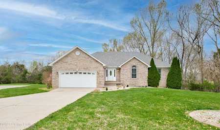 54 Vintage Pl Taylorsville, KY 40071