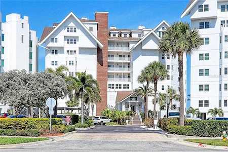 1586 Gulf Blvd #2703 Clearwater, FL 33767
