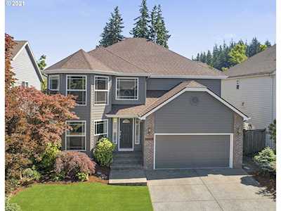 11748 SE Green Fir Dr Clackamas, OR 97015