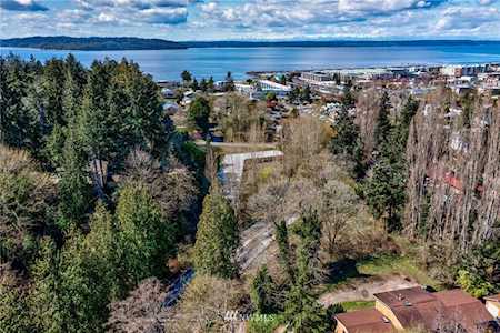 1062 Kent Des Moines Rd Des Moines, WA 98198