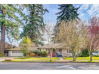 5510 SE Woodward St Portland, OR 97206