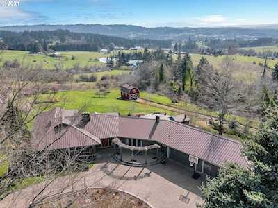 17979 S Crestline Dr Lake Oswego, OR 97034