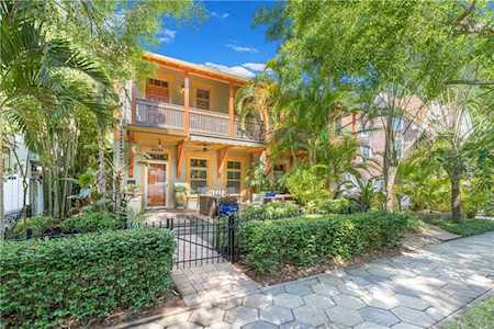 824 Bay St NE #A St Petersburg, FL 33701