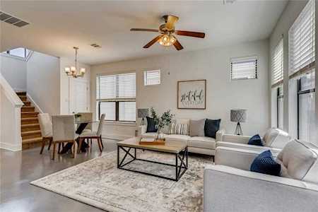 2101 Carlson DR #63C Austin, TX 78741