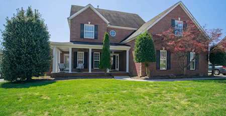 9446 Hickory Knoll Ln Knoxville, TN 37931