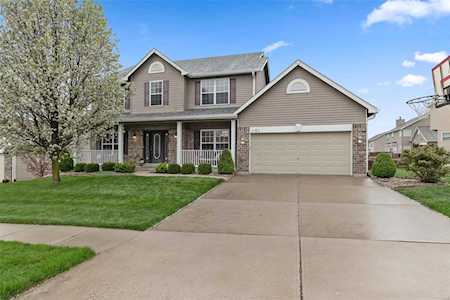 131 Prairie Bluffs Dr Wentzville, MO 63385