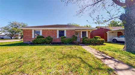 2101 Walnut Ln Pasadena, TX 77502